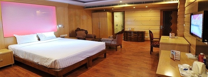 63/Emarald - Delhi 08.jpg